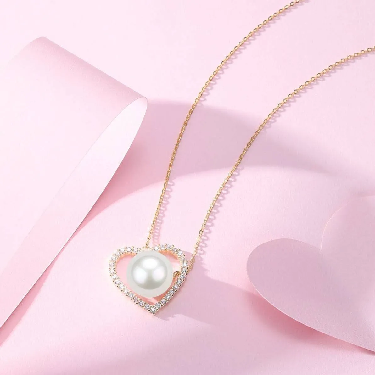 10-11mm Freshwater Pearl CZ Heart Pendant Necklace