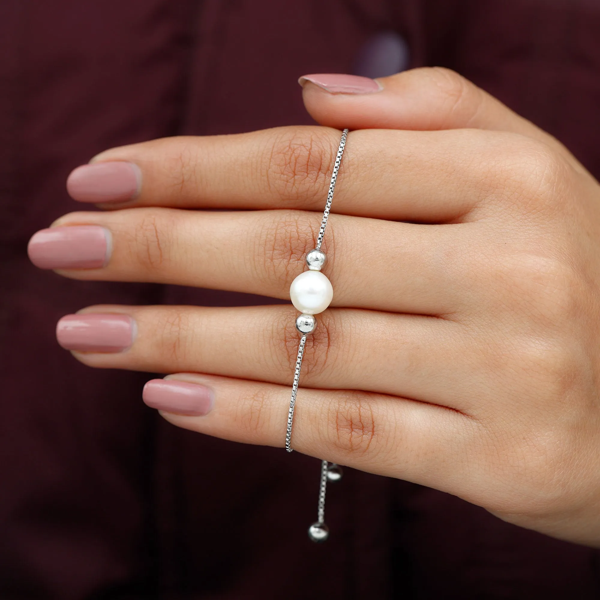 7.50 CT Freshwater Pearl Solitaire Bolo Bracelet in Gold