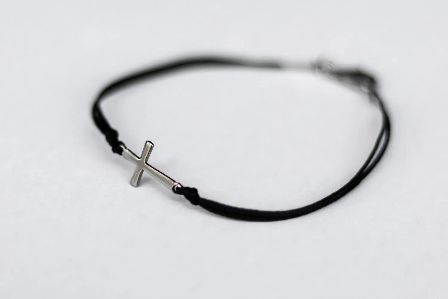 Cross bracelet for men, waterproof, men's bracelet silver stainless steel cross charm