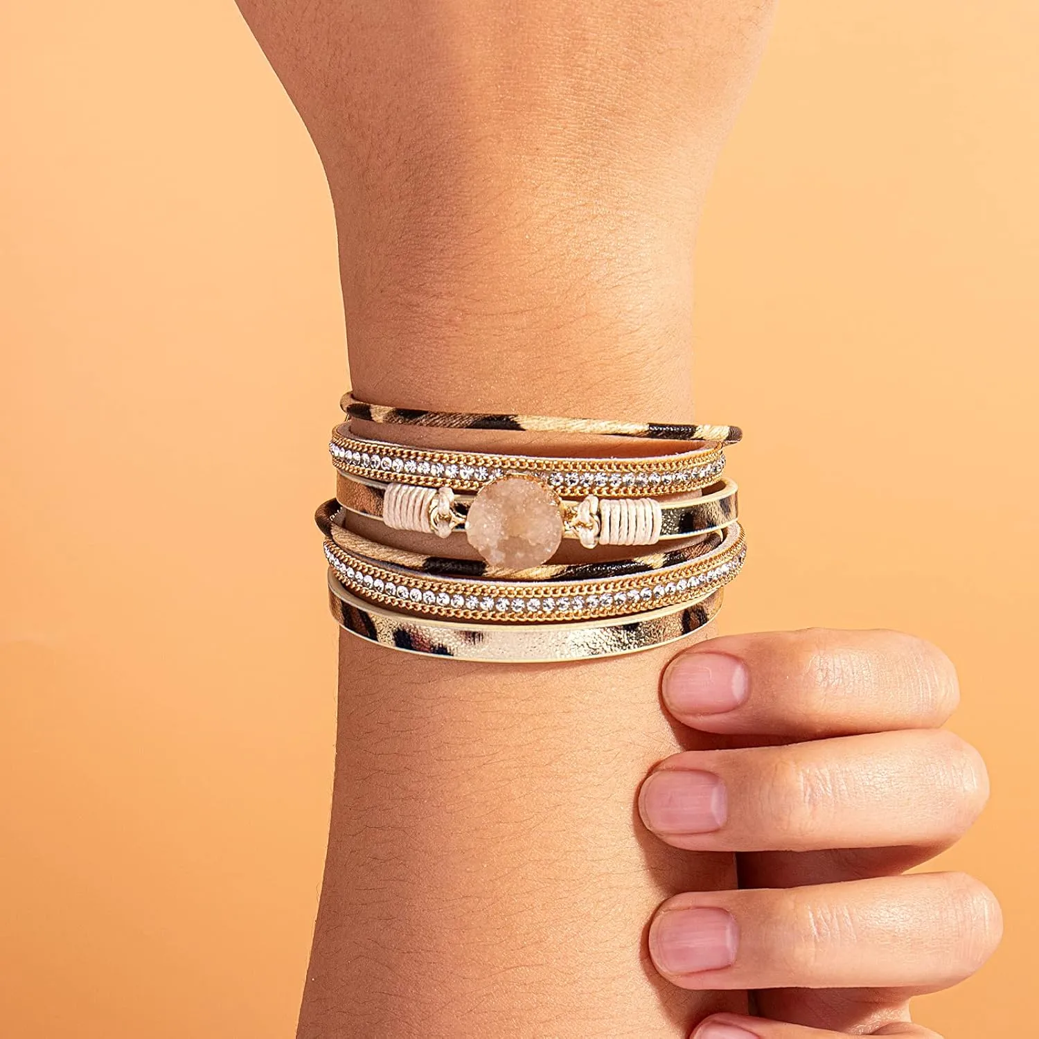 FANCY SHINY Boho Wrap Bracelets Leather Cuff Bracelet Bohemian Jewelry Resin Stone Leather Necklace with Clasp for Women