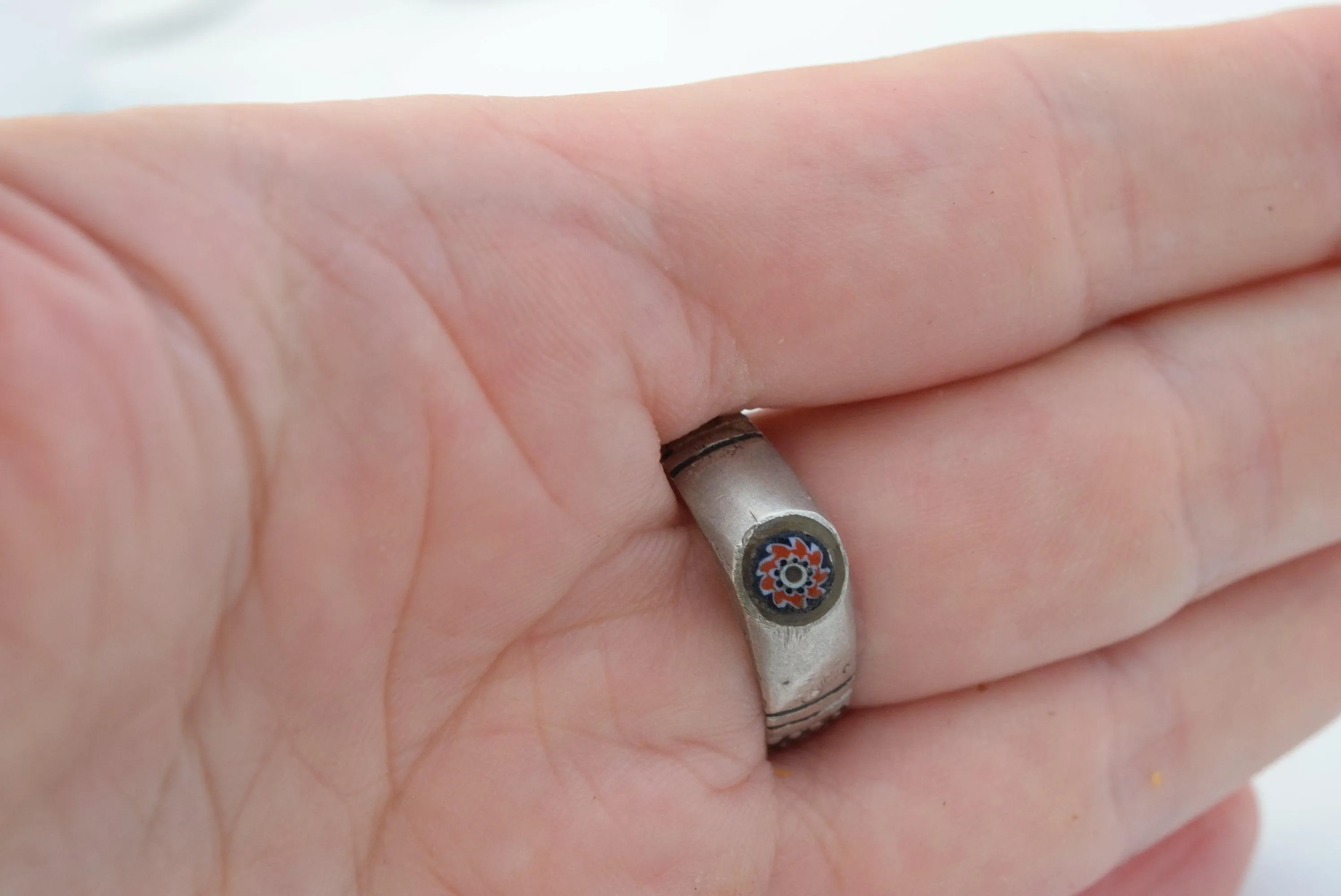 Vintage Tuareg Silver Ring with Chevron Bead, Size 11